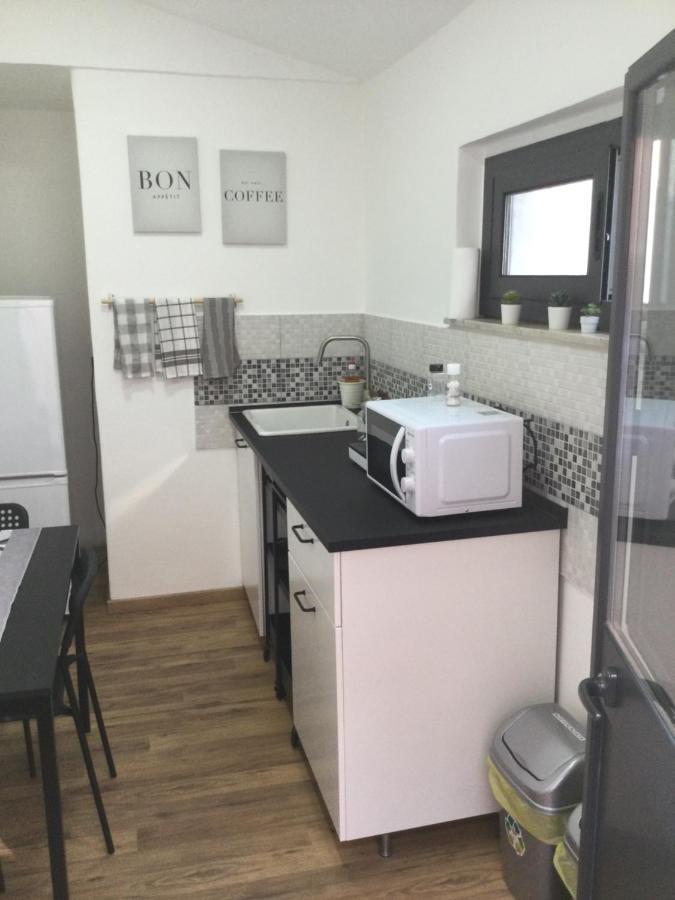 B&B Affittacamere Trigona Misterbianco Bagian luar foto