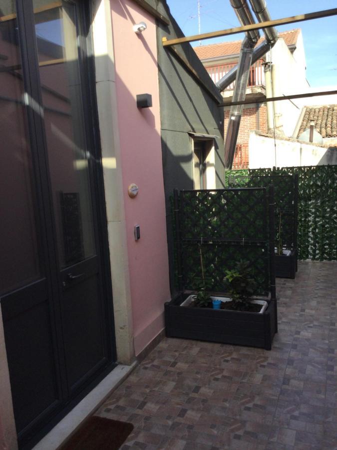 B&B Affittacamere Trigona Misterbianco Bagian luar foto