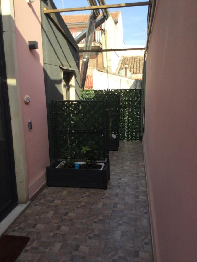 B&B Affittacamere Trigona Misterbianco Bagian luar foto